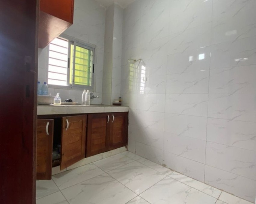 1 CHAMBRE SALON A LOUER ABIDJAN COCODY RIVIERA