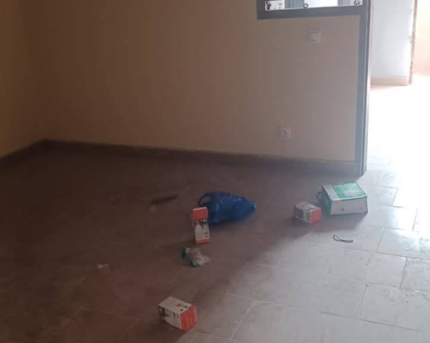 1 CHAMBRE SALON A LOUER ABIDJAN Abobo n'dotre sur la voie du château