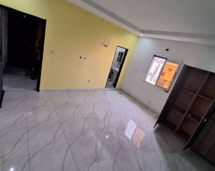 1 CHAMBRE SALON A LOUER ABIDJAN Cocody Riviera faya secteur Cité sir