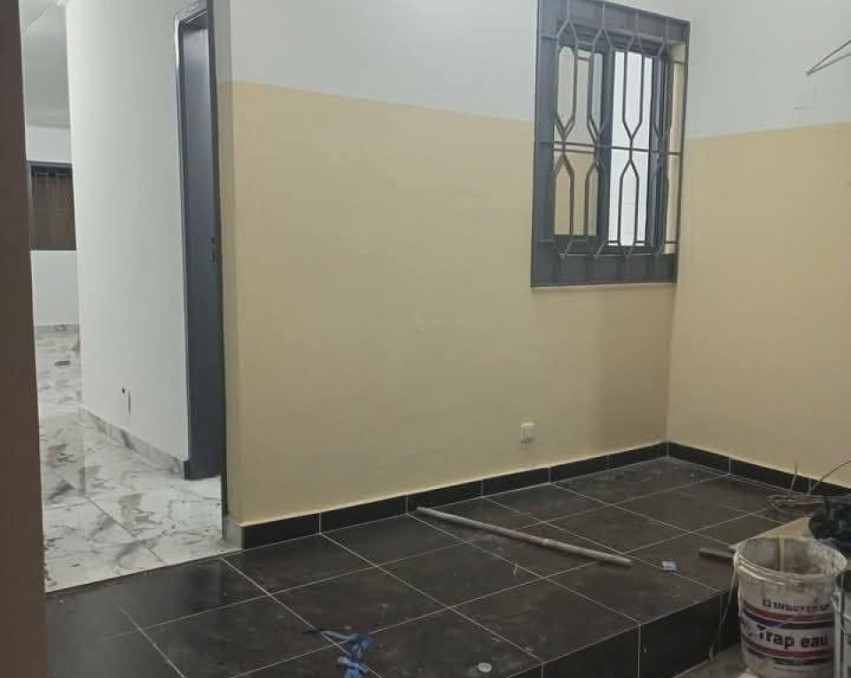 2 CHAMBRES SALON A LOUER ABIDJAN Cocody angré pharmacie Valentin