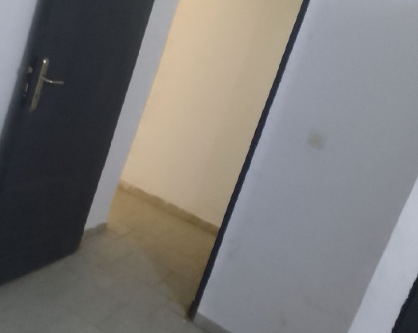 1 CHAMBRE SALON A LOUER ABIDJAN Bingerville derrière la nouvelle gare palmeraie