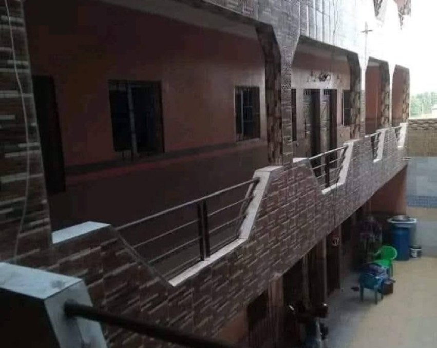 STUDIO A LOUER ABIDJAN abobo n'dotre sur la voie de Yopougon au bandji