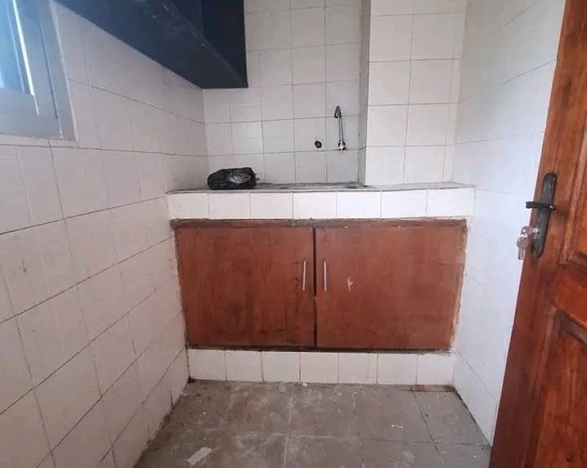 1 CHAMBRE SALON A LOUER ABIDJAN Cocody riviera  faya secteur cité sir