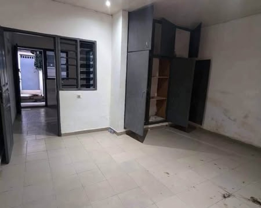 STUDIO A LOUER ABIDJAN Cocody Angré château