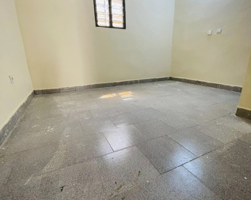 1 CHAMBRE SALON A LOUER ABIDJAN Bingerville derrière la nouvelle gare dans le quartier
