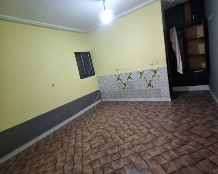 STUDIO A LOUER ABIDJAN Cocody Angré château pharmacie rédemption