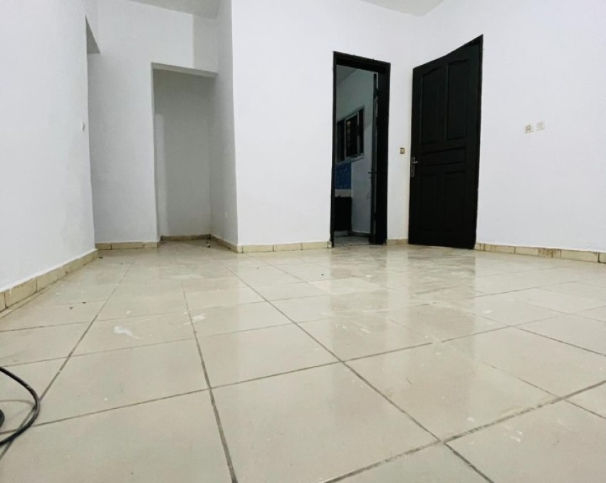 1 CHAMBRE SALON A LOUER ABIDJAN À L’entrée de Bingerville