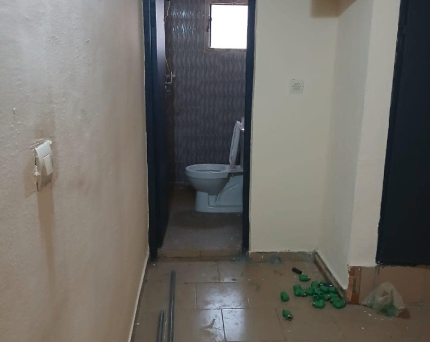 STUDIO A LOUER ABIDJAN BINGERVILLE DERRIÈRE LA NOUVELLE GARE AU GARAGE ORANGE