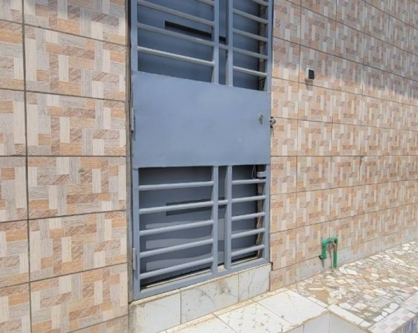 1 CHAMBRE SALON A LOUER ABIDJAN Bingerville