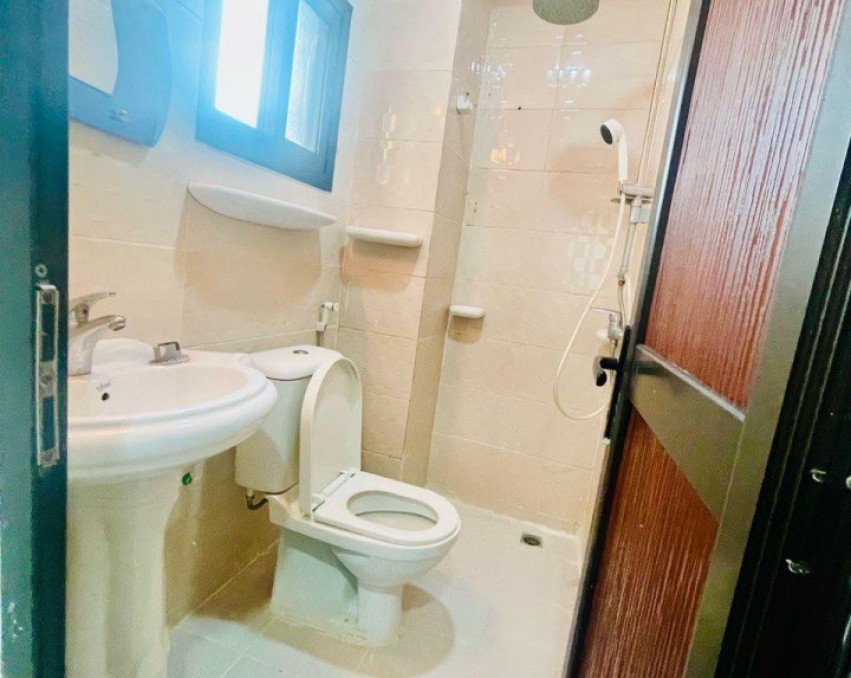 1 CHAMBRE SALON A LOUER ABIDJAN COCODY RIVIERA FAYA QUARTIER JULES VERNE