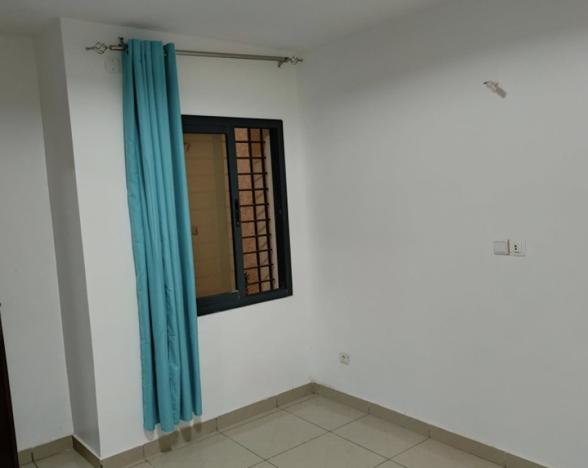 2 CHAMBRES SALON A LOUER ABIDJAN COCODY ANGRÉ NOUVEAU CHU