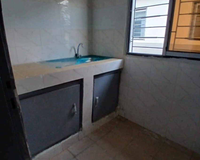 1 CHAMBRE SALON A LOUER ABIDJAN Cocody Angre Chu ( djorobite1)