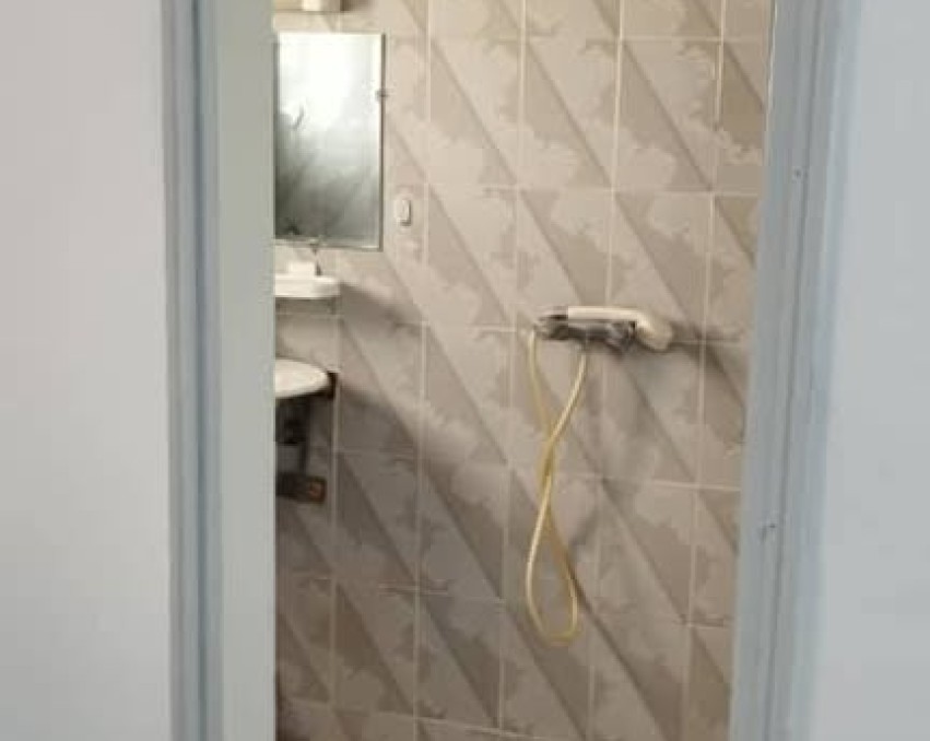 2 CHAMBRES SALON A LOUER ABIDJAN COCODY RIVIERA TRIANGLE VERS ANCIEN CAMP