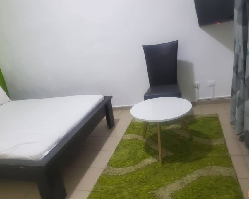 STUDIO A LOUER ABIDJAN COCODY RIVIERA PALMERAIE ROSIER PROGRAMME 5
