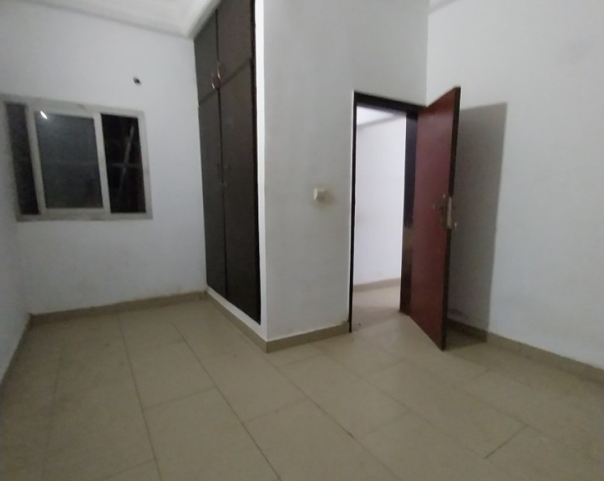 1 CHAMBRE SALON A LOUER ABIDJAN COCODY RIVIERA FAYA JULES VERNE