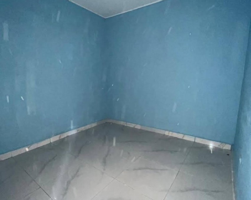 2 CHAMBRES SALON A LOUER ABIDJAN BINGERVILLE. APRÈS LE SUPERMARCHÉ BON PRIX , ADJAME BINGERVILLE