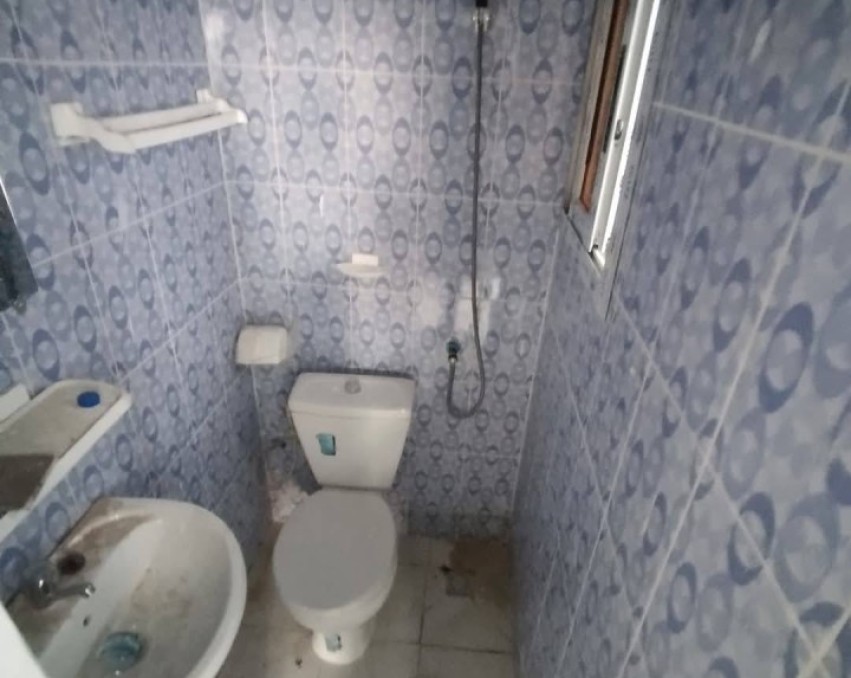 1 CHAMBRE SALON A LOUER ABIDJAN Cocody rivera triangle (en face de l'ancien camp d'akouedo)
