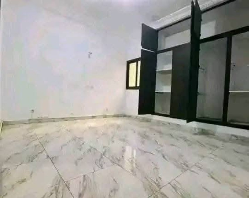 1 CHAMBRE SALON A LOUER ABIDJAN COCODY RIVIERA FAYA JULES VERNE