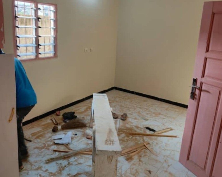 STUDIO A LOUER ABIDJAN BINGERVILLE, NOUVELLE GARE NON LOIN DU SUPERMARCHÉ BON PRIX