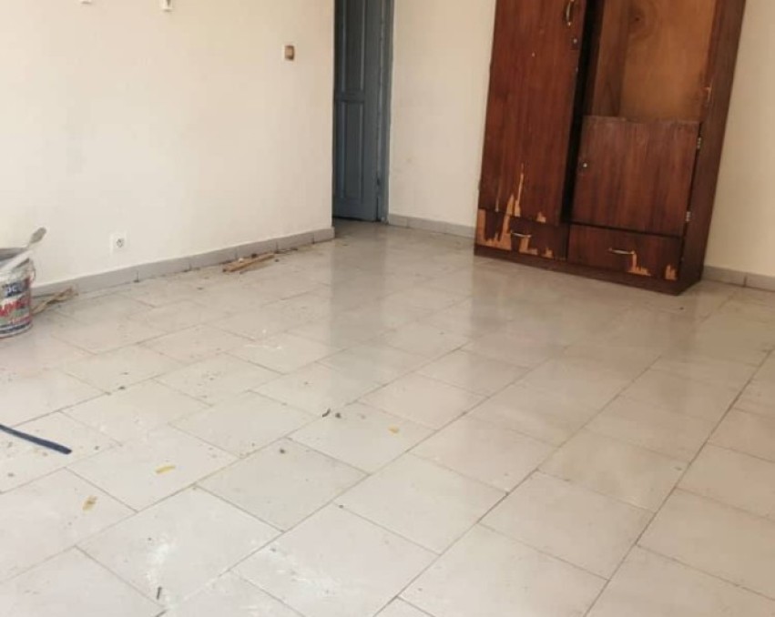 STUDIO A LOUER ABIDJAN COCODY FAYA SECTEUR WINNER CHAPEL DANS LE QUARTIER