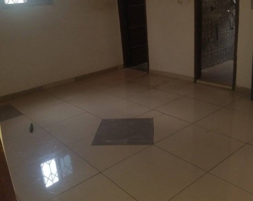 1 CHAMBRE SALON A LOUER ABIDJAN COCODY FAYA ROUTE D'ABATA STATION OLA