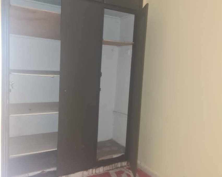 3 CHAMBRES SALON A LOUER ABIDJAN YOPOUGON MILLIONNAIRE ÎLE DES 2 CITÉS