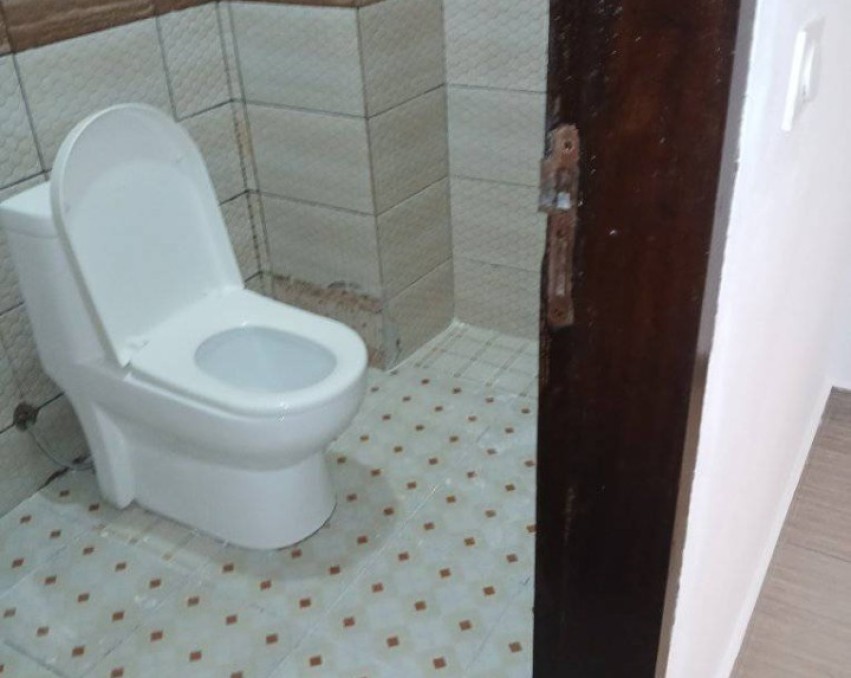 2 CHAMBRES SALON A LOUER ABIDJAN COCODY RIVIERA TRIANGLE TRÈS ACCESSIBLE