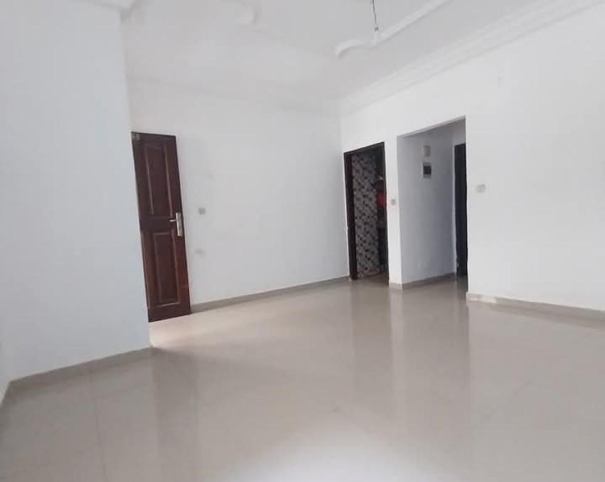 1 CHAMBRE SALON A LOUER ABIDJAN COCODY RIVIERA TRIANGLE