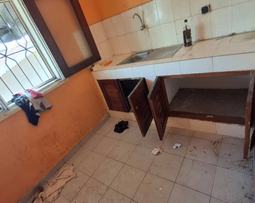 STUDIO A LOUER ABIDJAN Cocody Riviera palmeraie zone pharmacie mart Robin