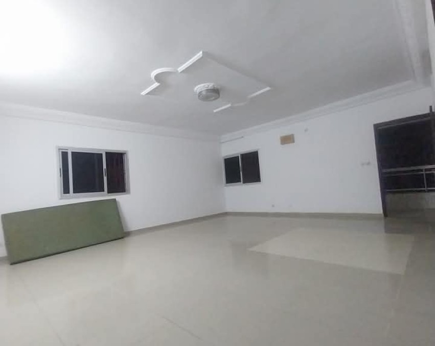 2 CHAMBRES SALON A LOUER ABIDJAN COCODY RIVIERA FAYA JULES VERNES