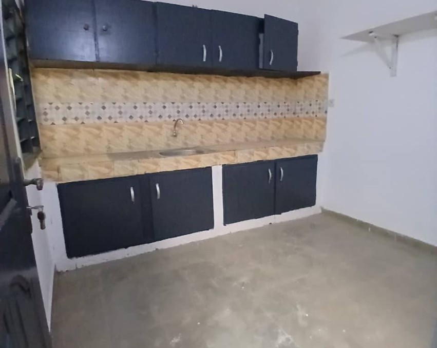 2 CHAMBRES SALON A LOUER ABIDJAN Bingerville anader