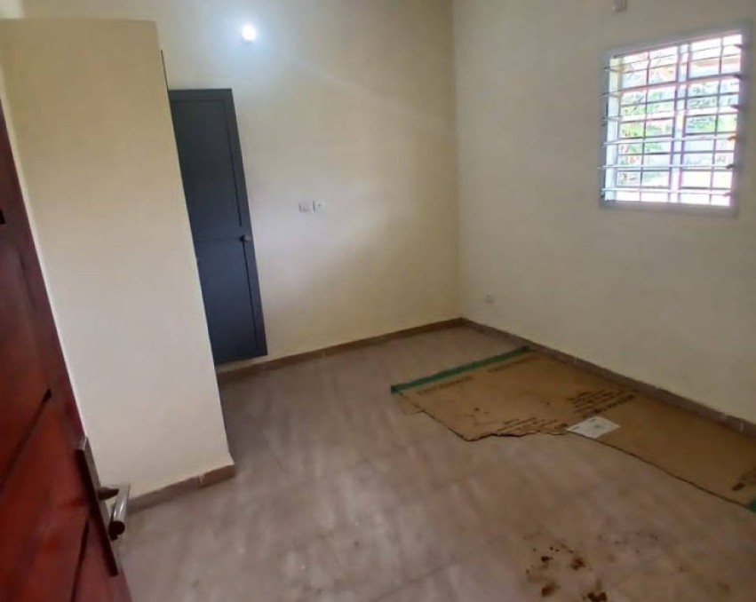 1 CHAMBRE SALON A LOUER ABIDJAN BINGERVILLE ANAN RÉSIDENTIEL
