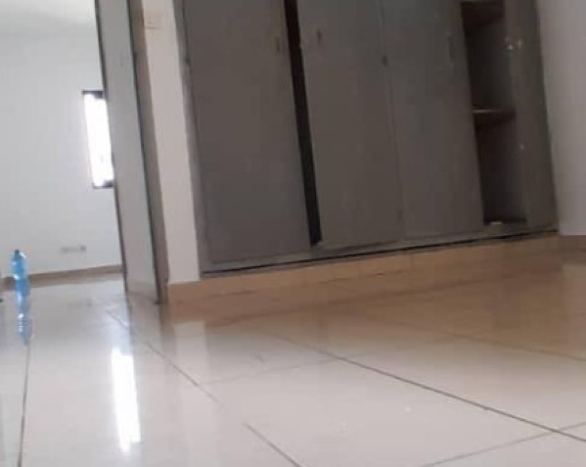 2 CHAMBRES SALON A LOUER ABIDJAN COCODY RIVIERA ABATTA Zone STATION OLA