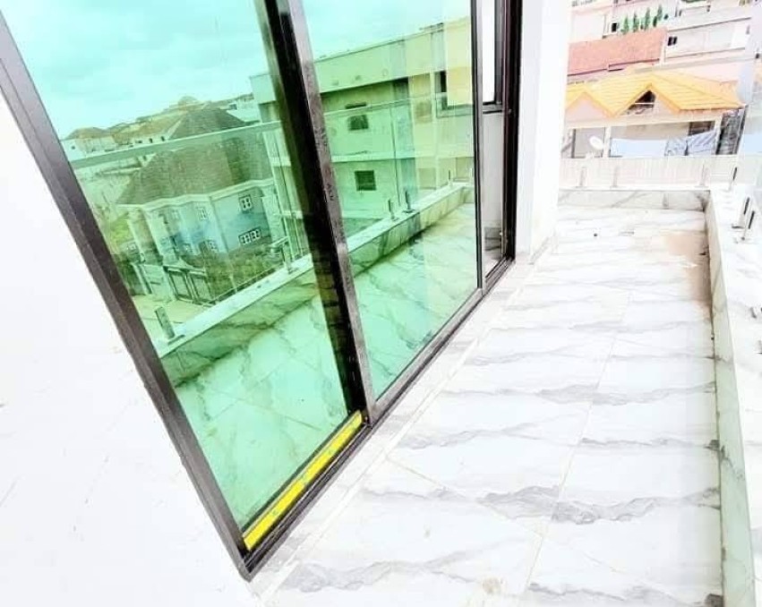 2 CHAMBRES SALON A LOUER ABIDJAN Cocody angre nouveau chu non loin de la cité harmonie